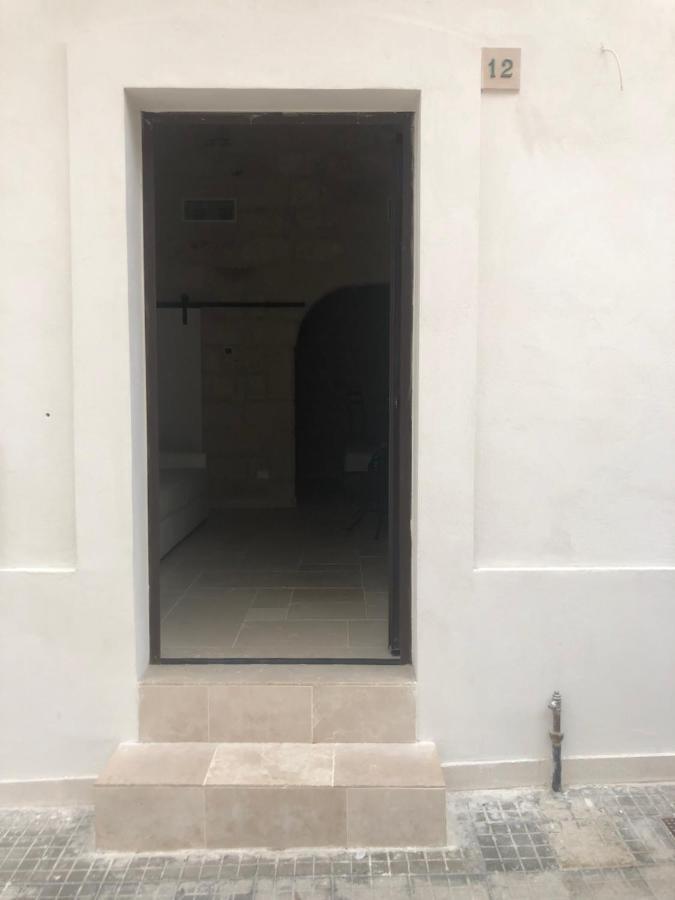 Dimora Grottacielo Apartment โปลีญาโนอามาเร ภายนอก รูปภาพ