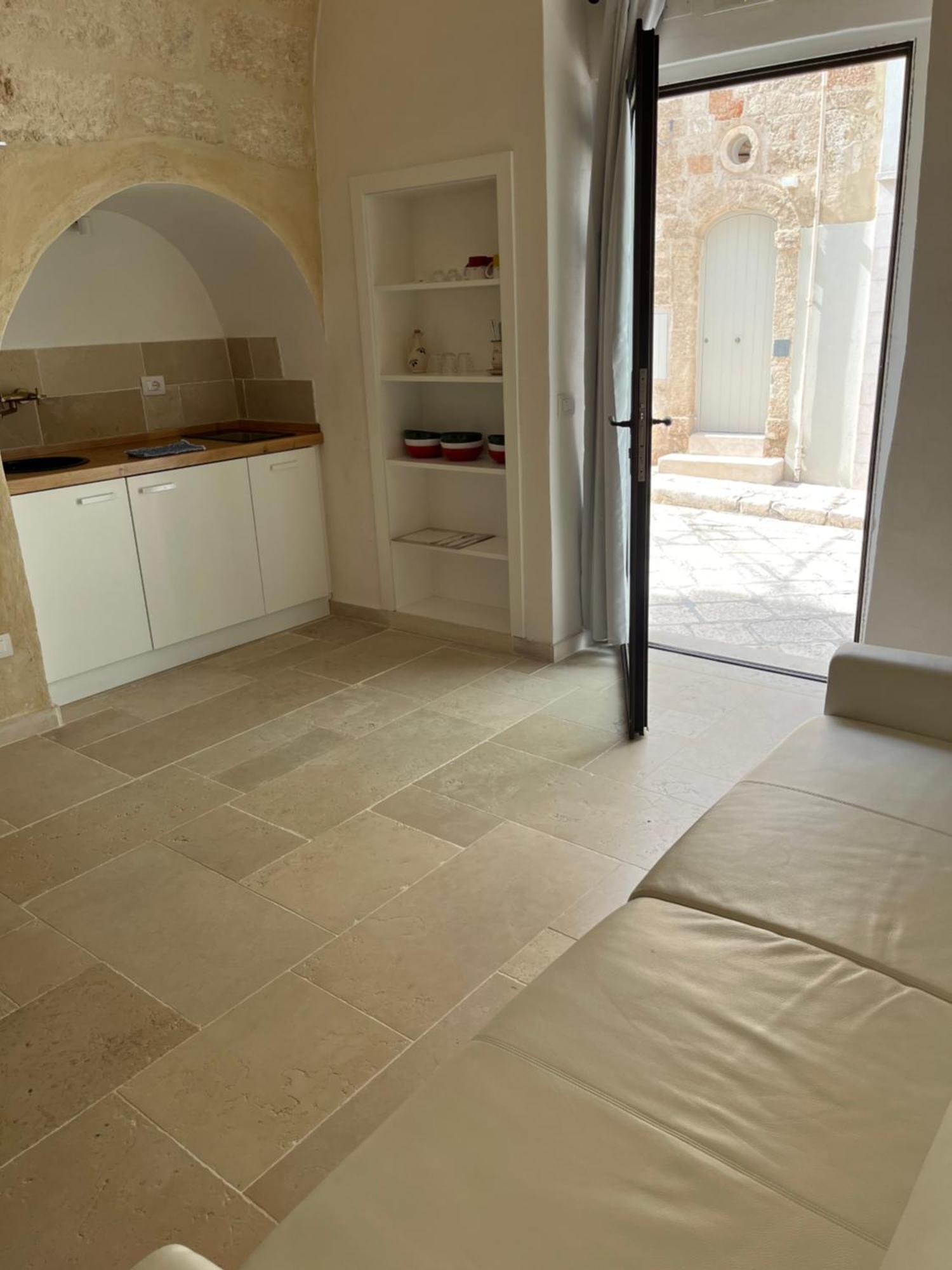 Dimora Grottacielo Apartment โปลีญาโนอามาเร ภายนอก รูปภาพ