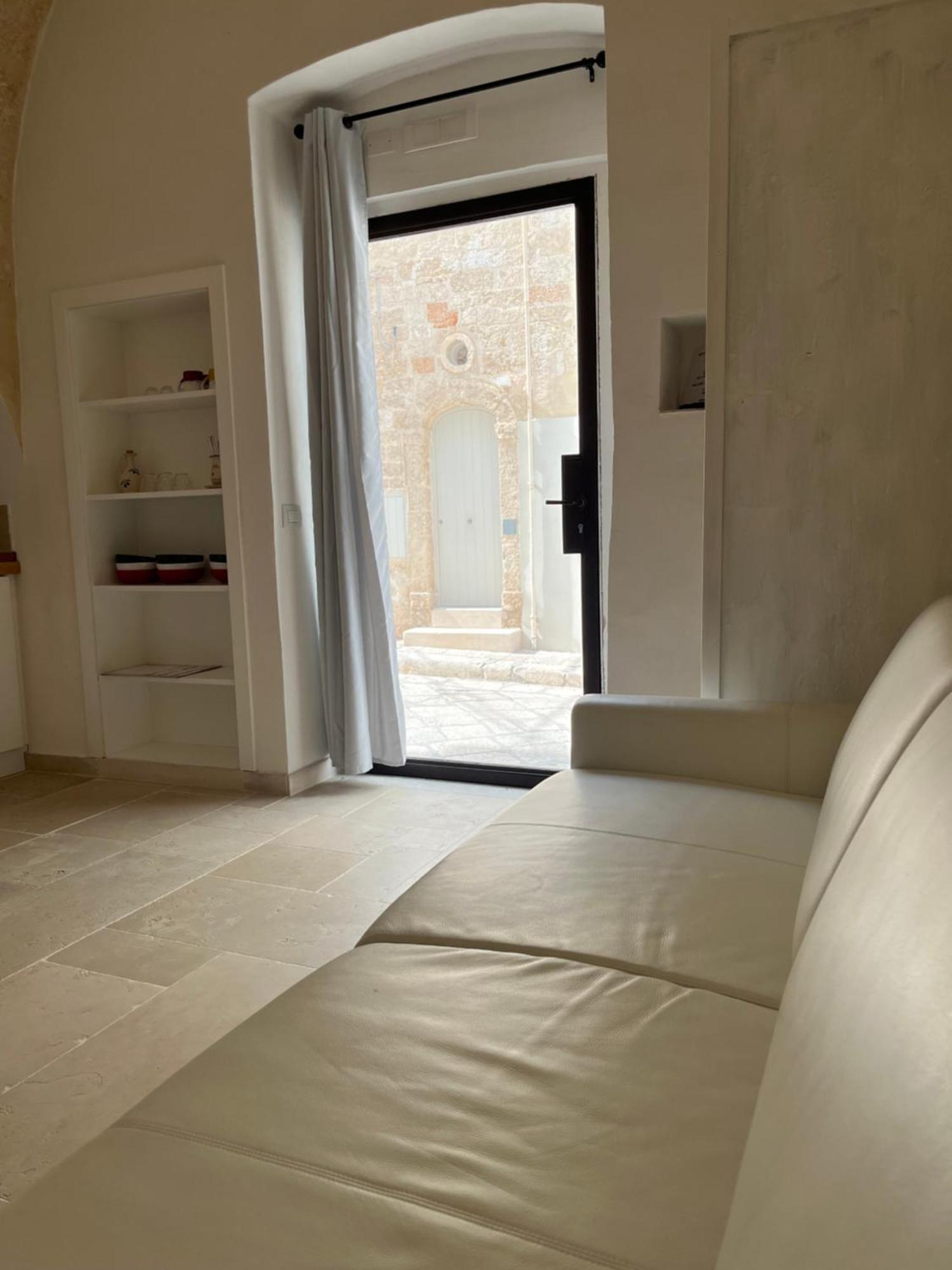 Dimora Grottacielo Apartment โปลีญาโนอามาเร ภายนอก รูปภาพ
